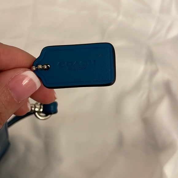 Coach Turquoise Leather Corner Zip Wristlet Wallet - Picture 3 of 6